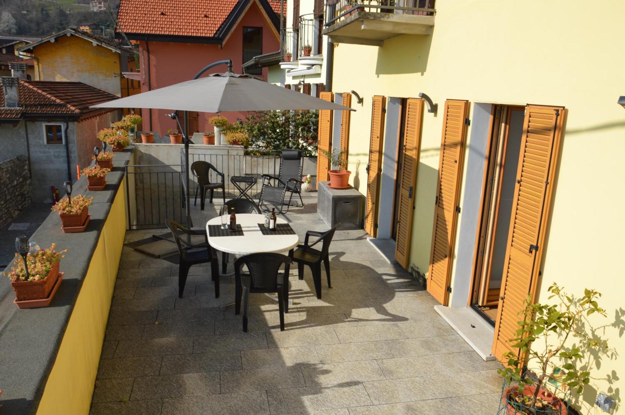 Casa Carmen Apartment Lake Como 东戈 外观 照片