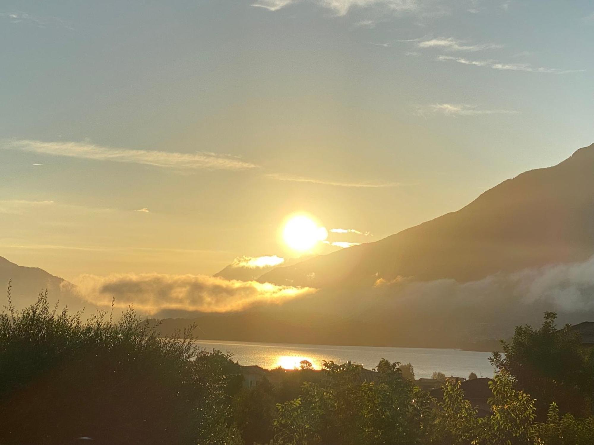 Casa Carmen Apartment Lake Como 东戈 外观 照片